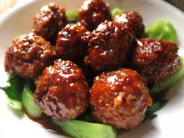 小型創業投資項目小作坊肉丸加工機器價格(圖2) 肉丸.jpg